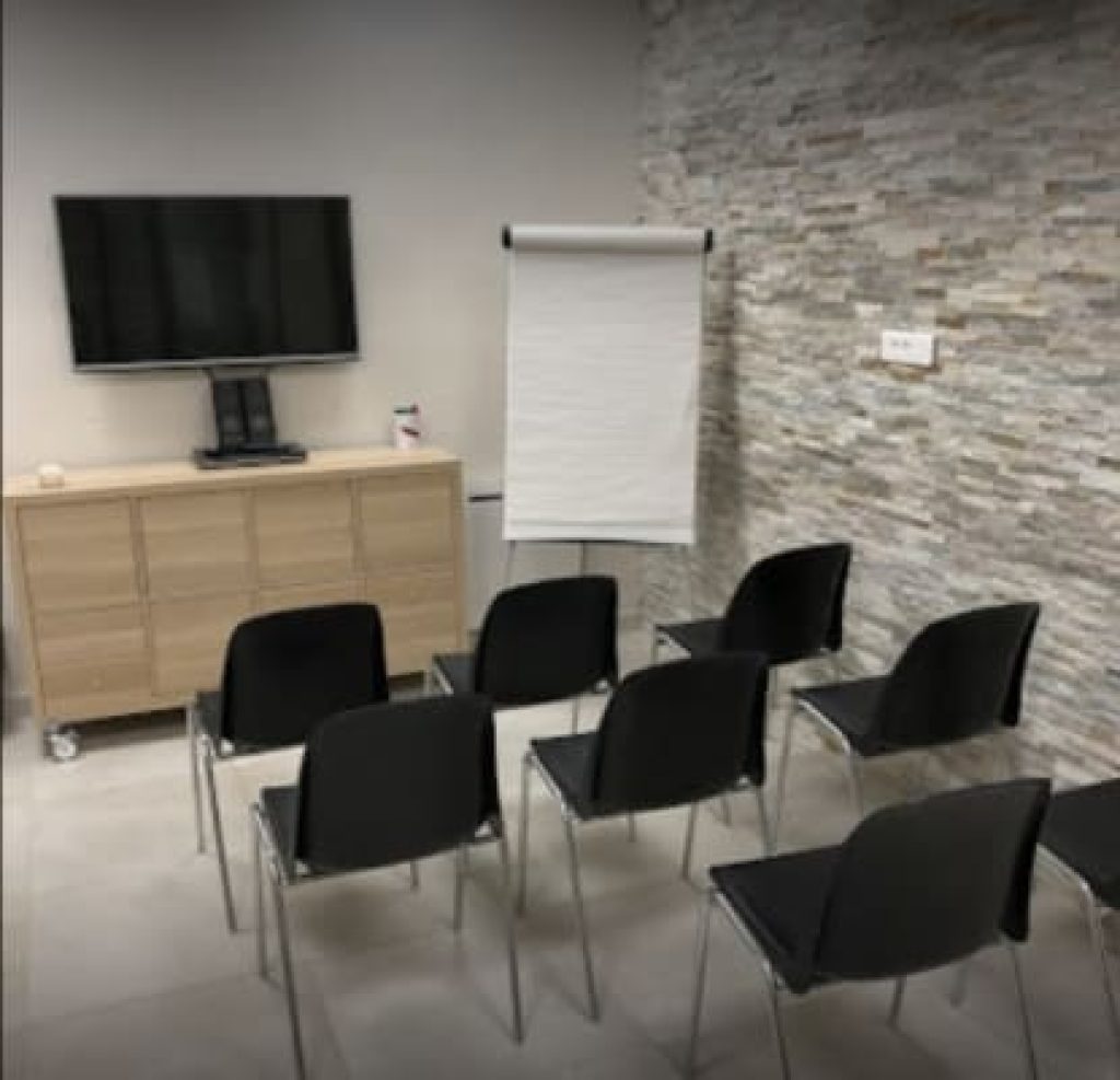 Auto-école CFR+ – Louis Blanc — photo 3