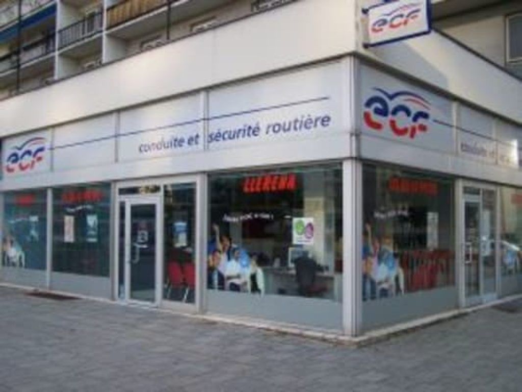 ECF Llerena – Strasbourg Esplanade — photo 2