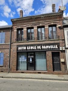 Image de l'auto-école à Damville, Auto-école Permis A13