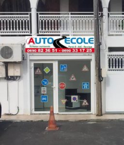 Image de l'auto-école à Les Abymes, Auto-école ECAZ