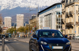 Auto-école à Nice : comment choisir, prix moyens et taux de réussite en 2026